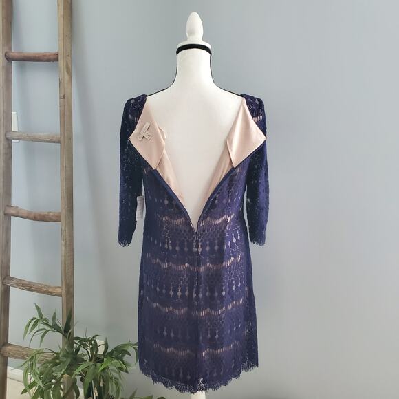 Established 1962 Women's Navy Blue Lace Overlay Shift Dress 12P - Picture 3 of 9